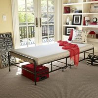 Rollaway bed